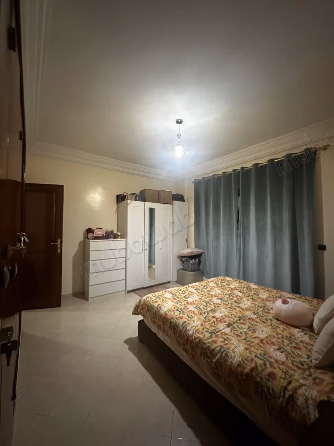 Vend appartement à Maârif. Surface de 145 m². Terrasse et ascenseur