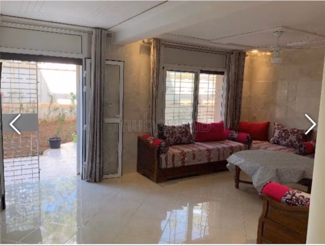 Location d’un Rez de chaussée de villa équipé