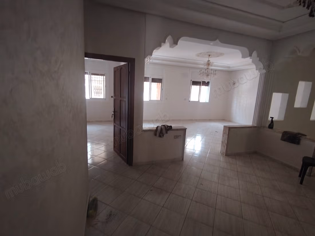 Superbe maison à vendre à Ismalia. 5 chambres. Porte blindée, sécurité
