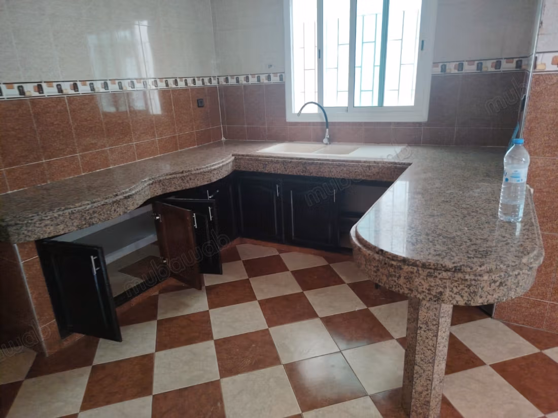 Superbe maison à vendre à Ismalia. 5 chambres. Porte blindée, sécurité