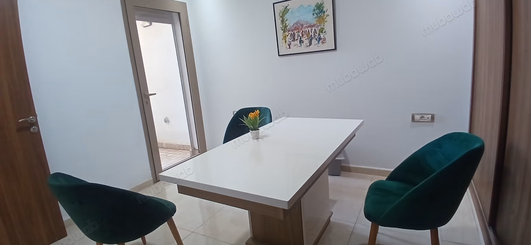 Grande ufficio attrezzato nuovo in posizione strategica a Bous
