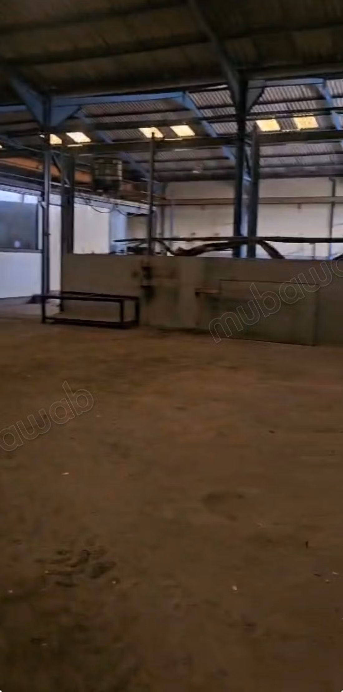 Terrain en vente à Zone Industrielle.
Surface totale 2700 m²