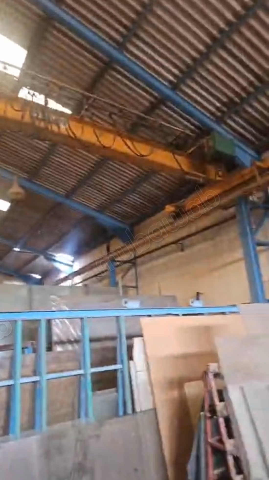 Terrain en vente à Zone Industrielle.
Surface totale 2700 m²