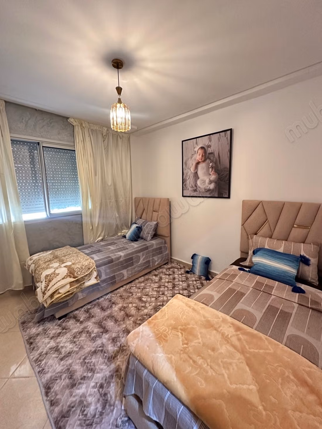 Rental of an apartment in the Center. 2 large rooms. Equipped kitchen