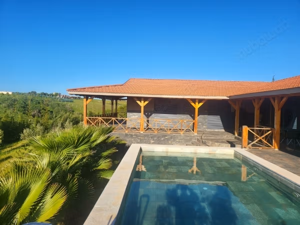 Boerderij te koop in Sidi Allal El Bahraoui. Oppervlakte van 21.000 m²