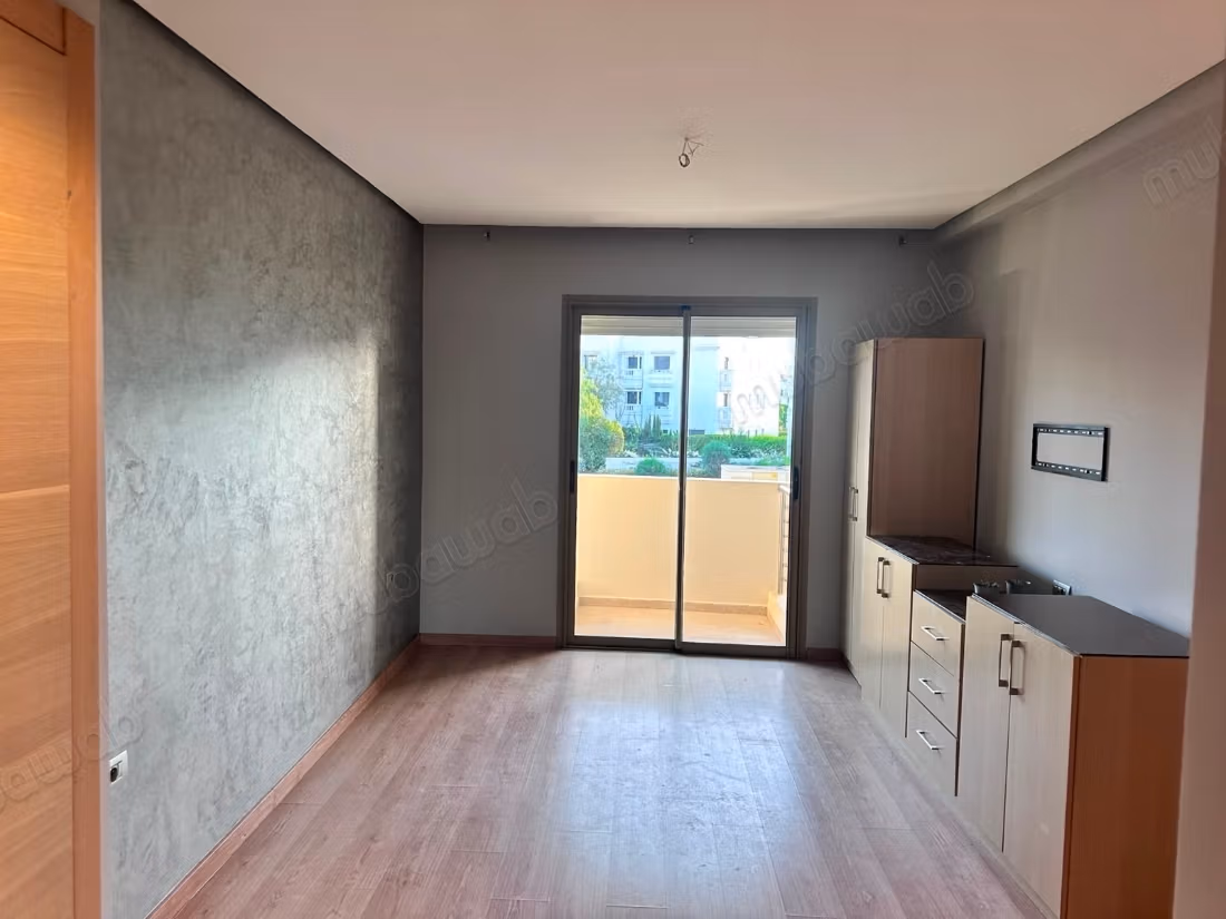 Vente d’un joli appartement sans vie à vis à 
Prestigia Bouskoura
