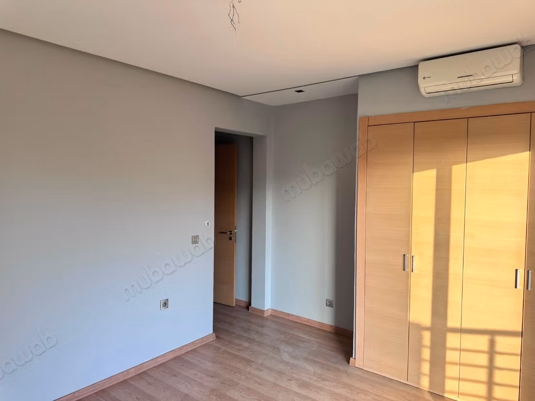 Vente d’un joli appartement sans vie à vis à 
Prestigia Bouskoura