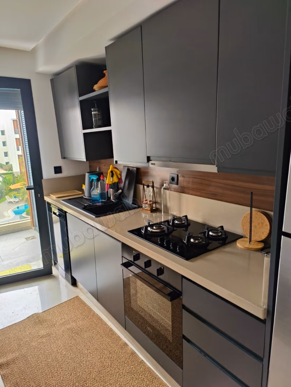 Location d’un appartement meublé à One Hill