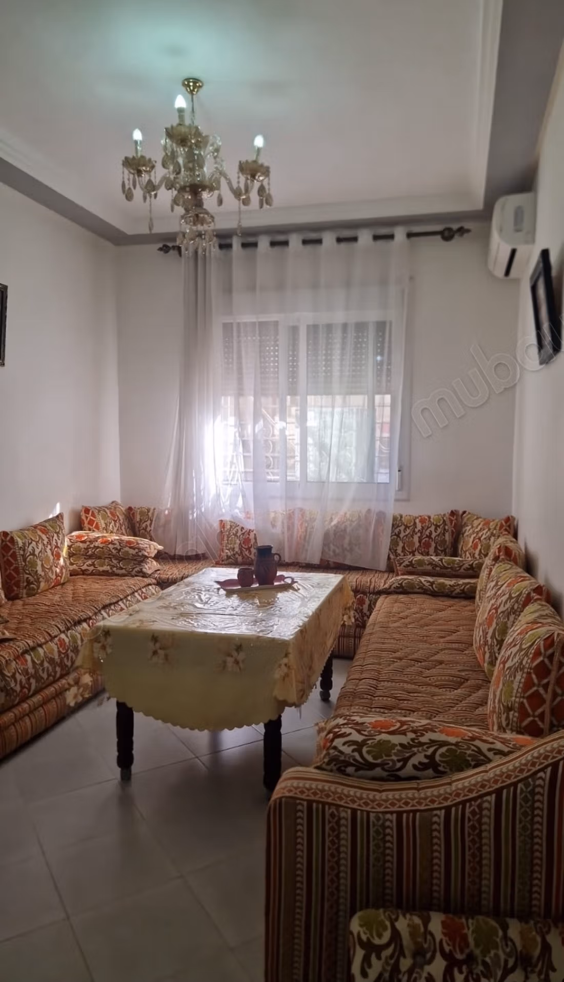 Appartement à louer à Hay Karim Amrani. Petite superficie de 70 m². Il est meublé avec goût