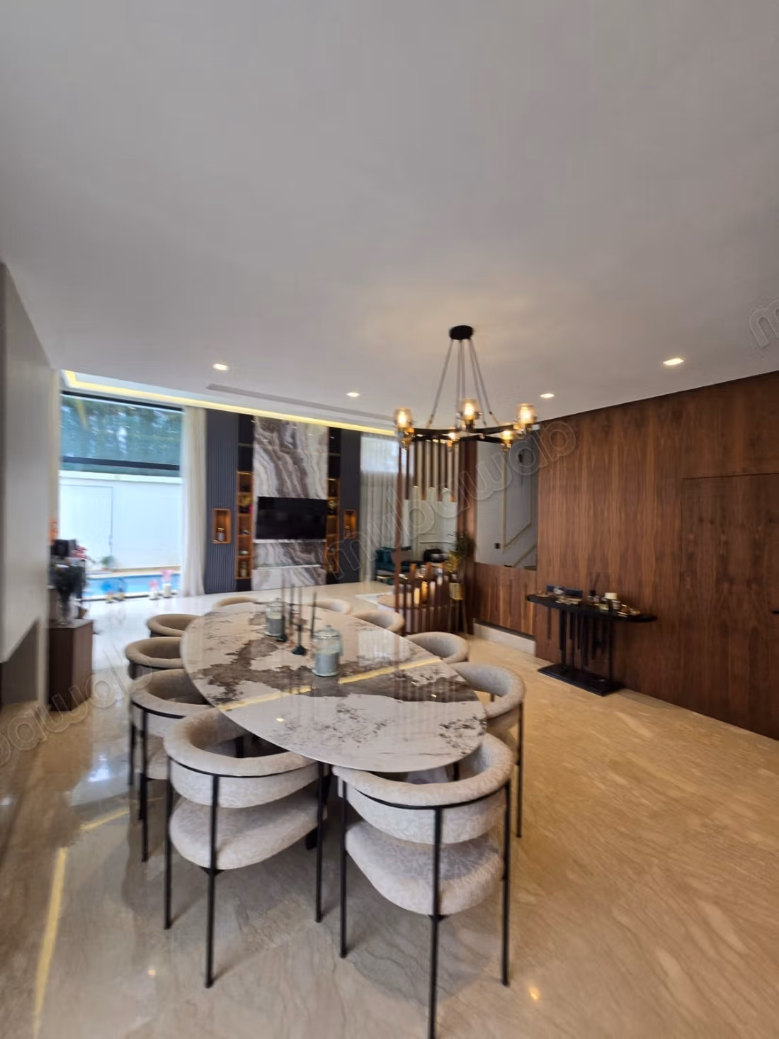 Villa d’angle rénovée 389 m² avec piscine 10m– Domaine de Darb, Dar Bouazza