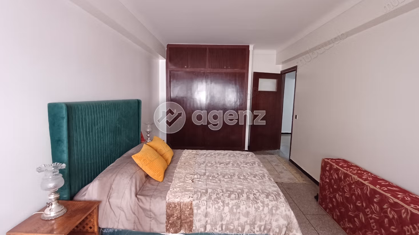 شقة للإيجار 144 م²، 3 غرف إدارية في طنجة