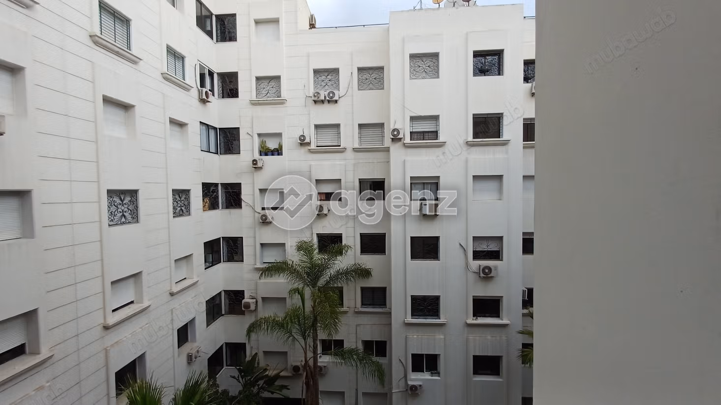 Appartement à vendre 103 m², 3 chambres
Racine Casablanca — 6