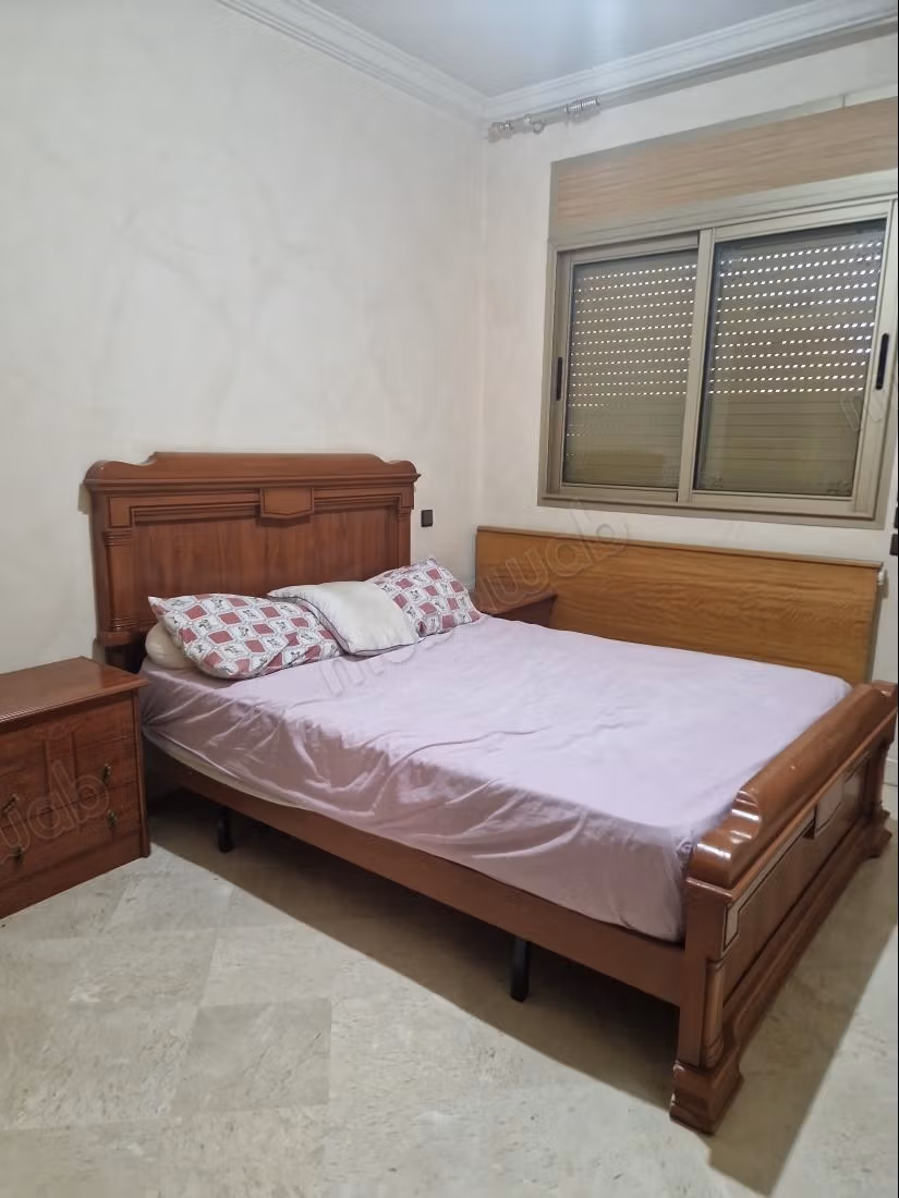 Appartamento spazioso con 3 camere da letto arredate in affitto