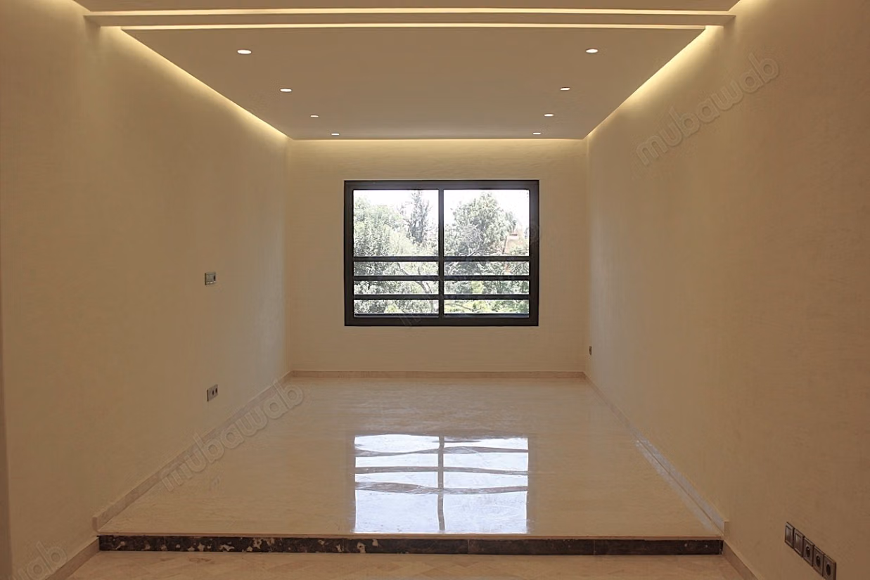Beau trois chambres entièrement rénove sur gueliz