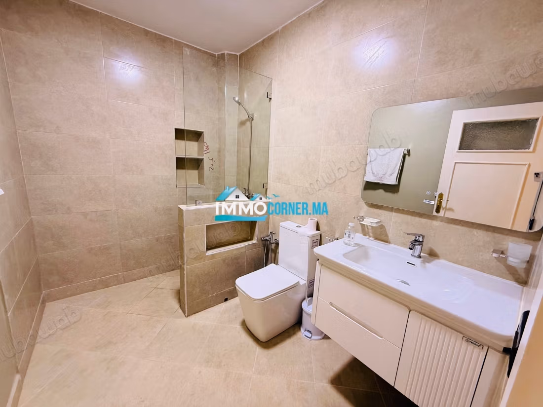 Magnifique appartement meublé à louer – Centre ville de Tanger 
place al Madina
