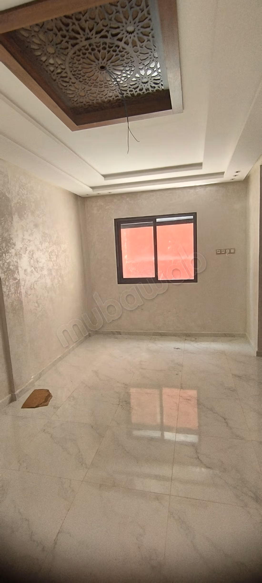 Maison à la vente à Oulad Wjih. 
Surface de 86 m². 
Système de climatisation