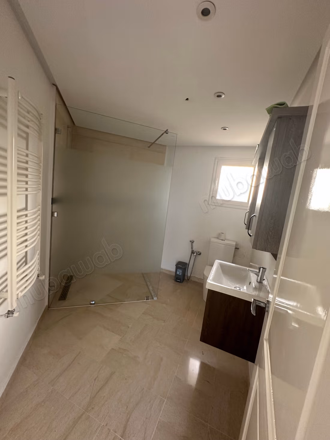 Magnificent villa for sale. Area 380 m². Garage and terrace