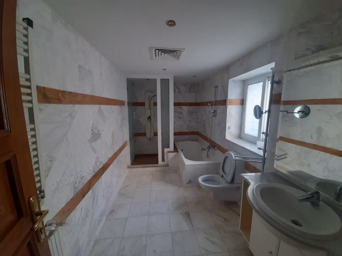 Superba villa in affitto a Sidi Bousaid. 6 belle camere. Aria condizionata e piscina