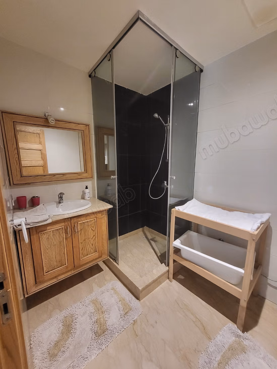 Appartement dans une residence en frond de mer