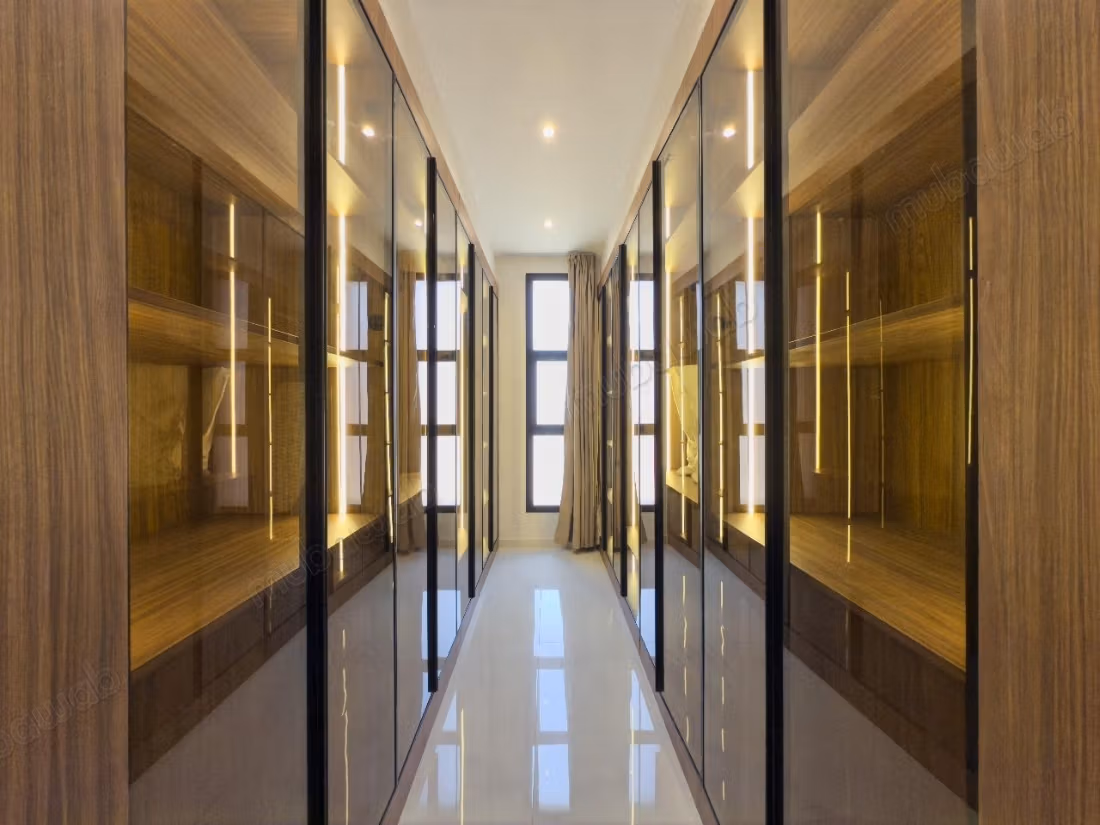 Luxury villa for sale on the Road to Tahanaout. 5 stunning rooms. Furnished
