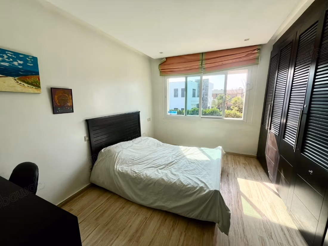 A vendre belle Villa 850m2 Bouskoura