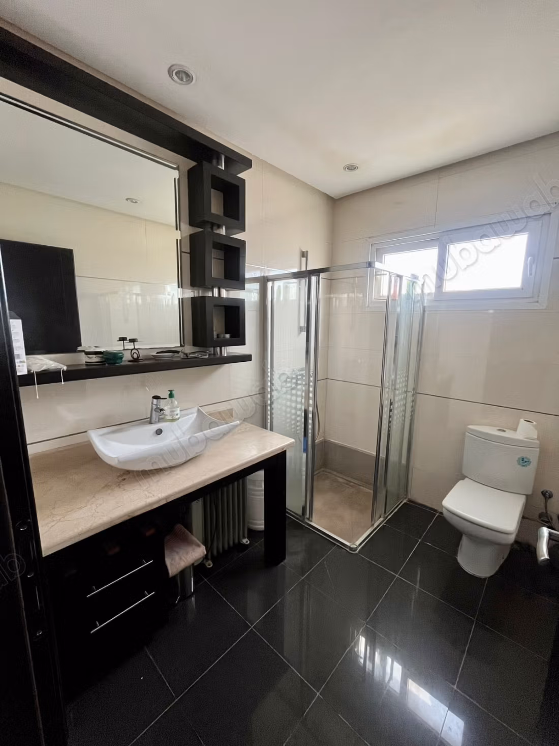 A vendre belle Villa 850m2 Bouskoura