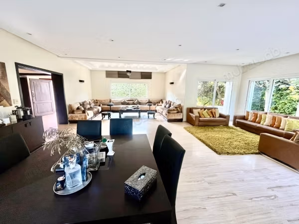 En venta hermosa Villa de 850m2 en Bouskoura