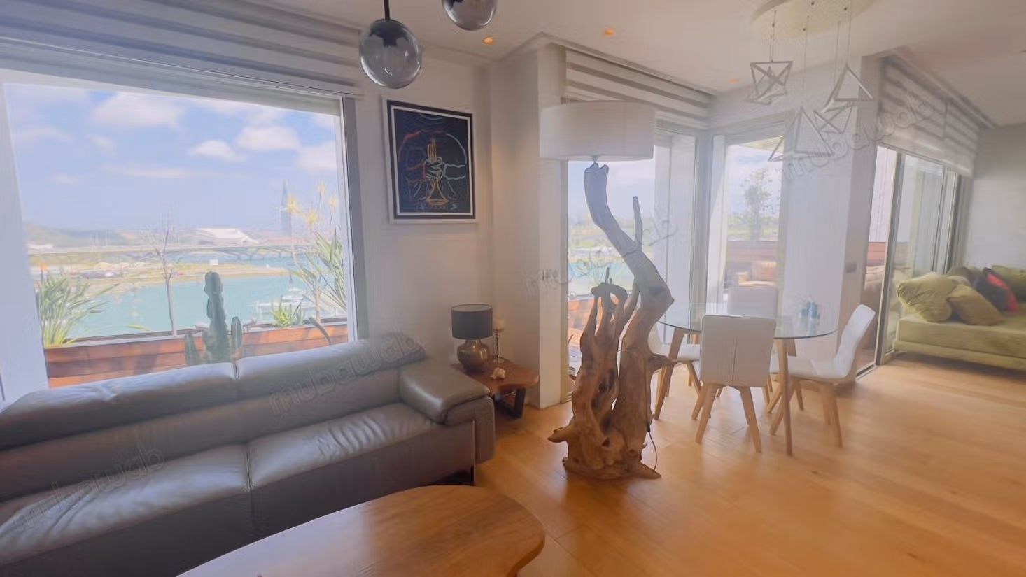 Penthouse a vendre a marina