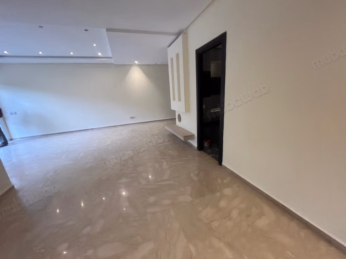 Location of an apartment in Ain Diab. 3 beautiful bedrooms. Terrace and elevator