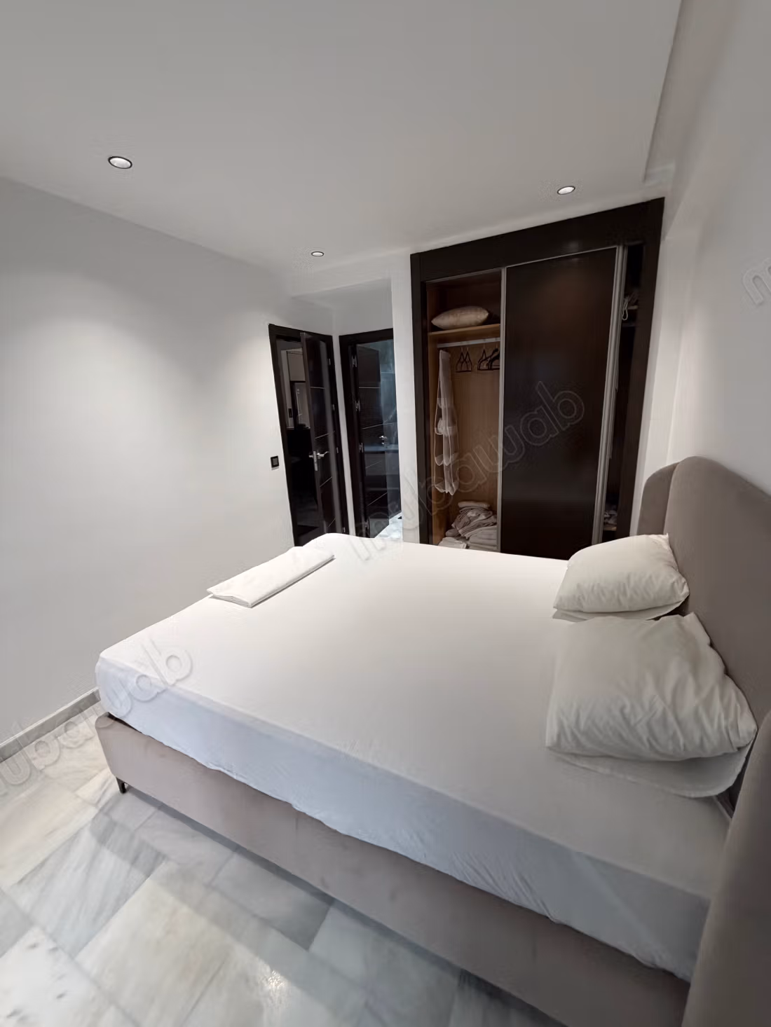 Luxury apartment for long-term rent