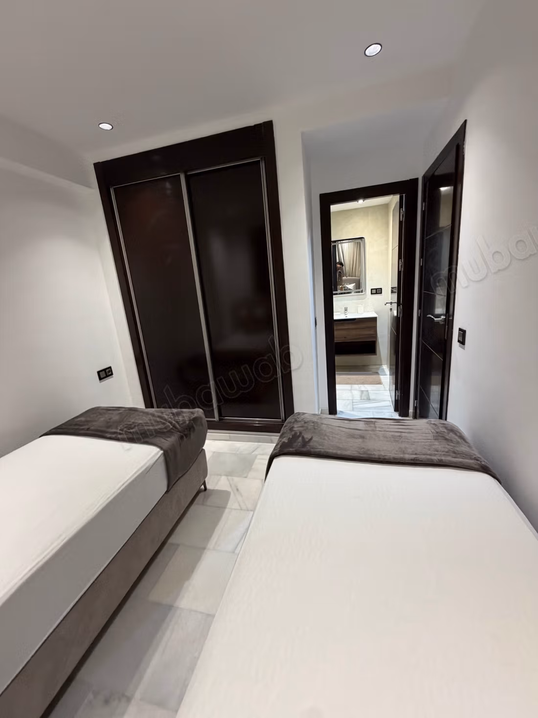 Luxury apartment for long-term rent