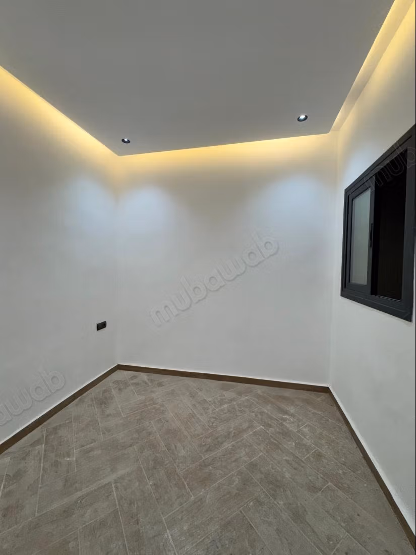 Studio vide location tanga balia