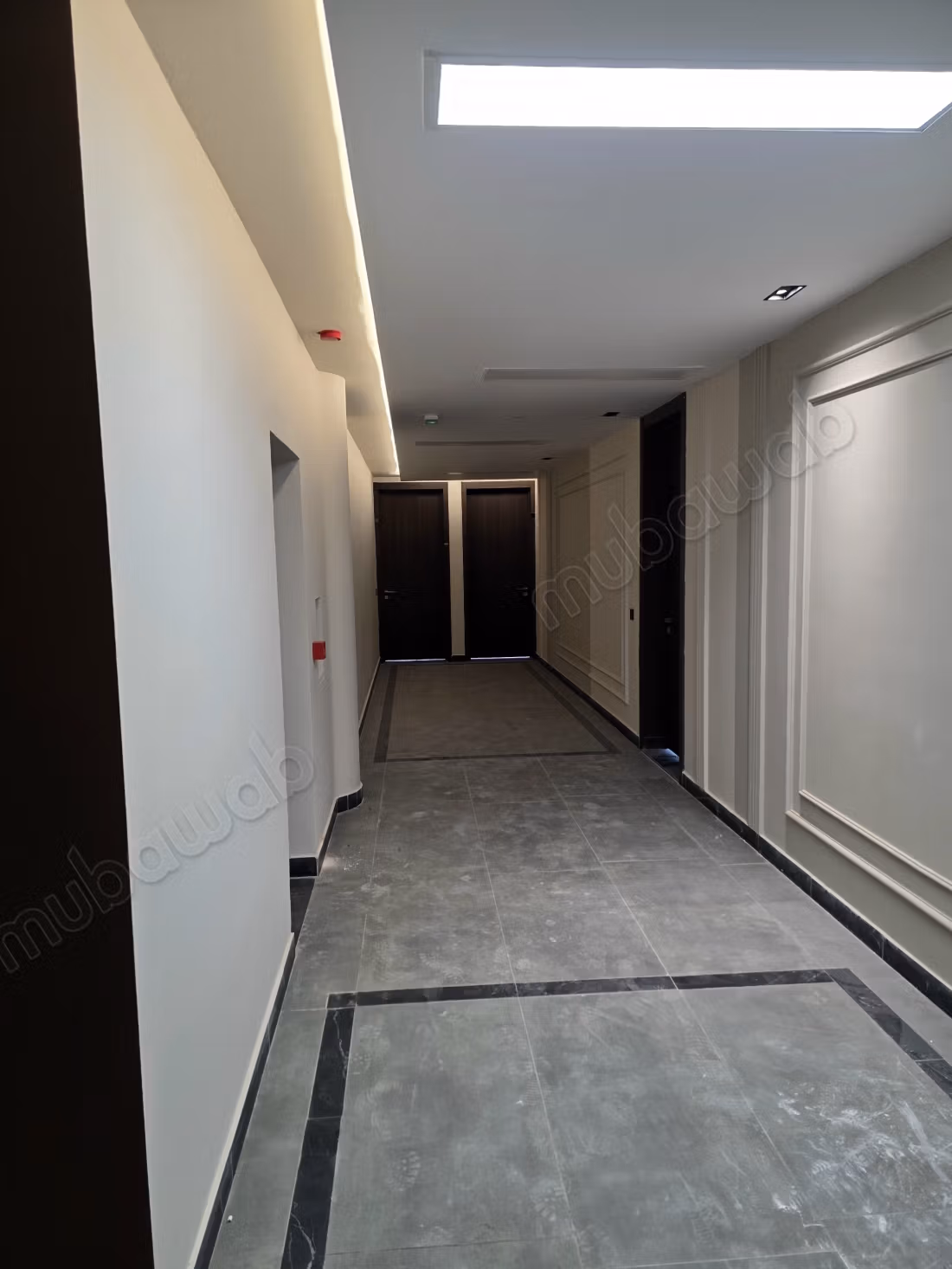 Location de bureaux à Orchidees Mannesmann. Superficie 113 m². Fenêtres double vitrage et climtisation centrale