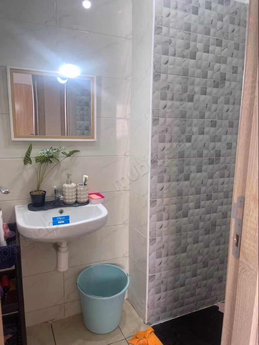 Superbe appartement à louer à Quartier Industriel. 
5 pièces