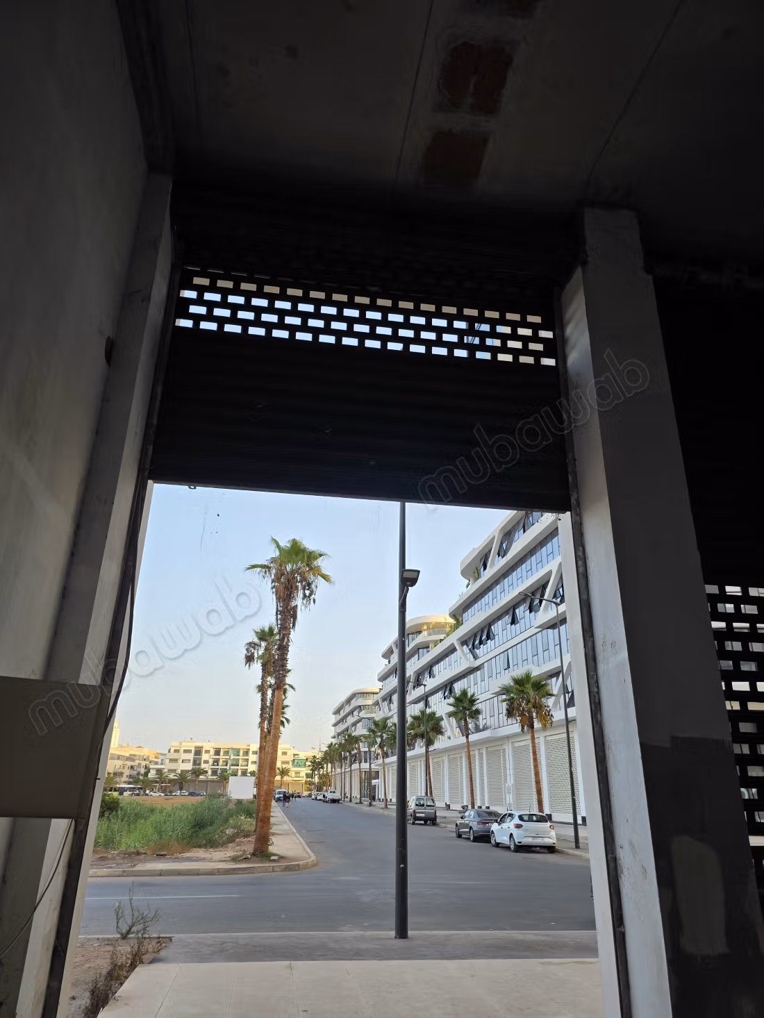 Louez le local idéal à Orchidees Manisman.
Superficie 98 m²