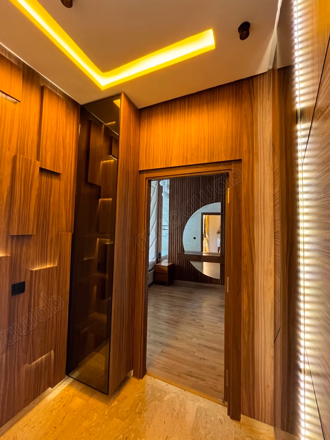 Appartement à louer à Californie. 
3 belles chambres. 
Bien meublé