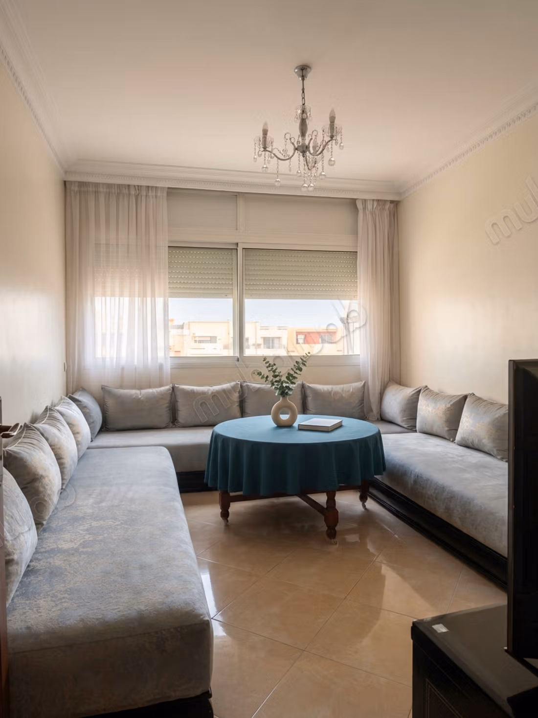 Spacious apartment with balcony and clear view in Gauthier