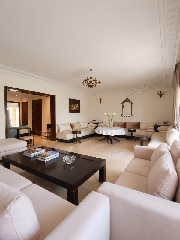 Spacious apartment with balcony and clear view in Gauthier