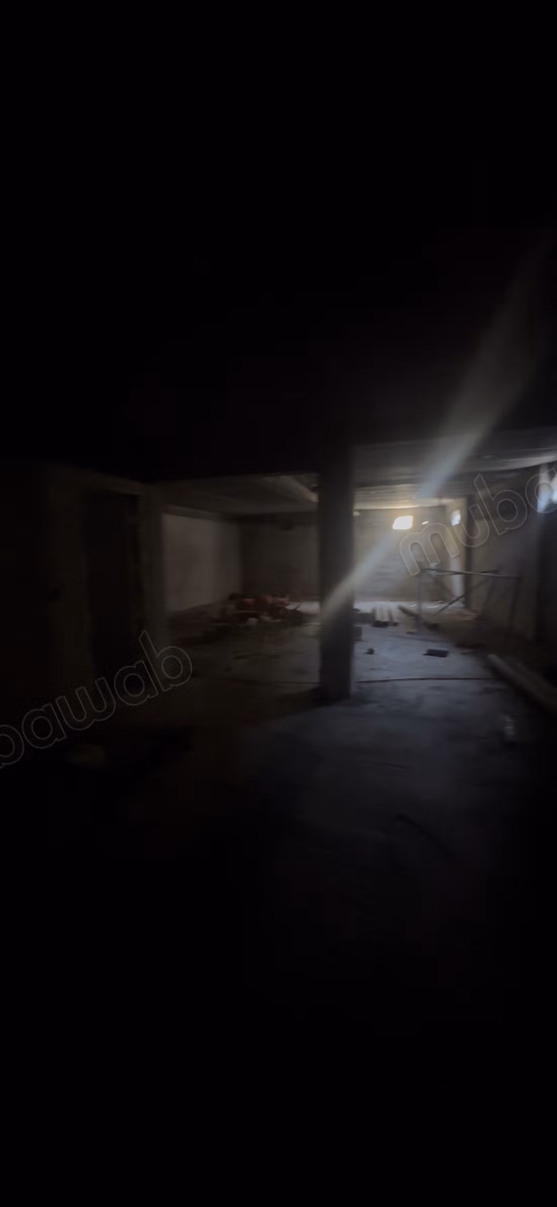 Local commercial  Surface totale de 180 m²