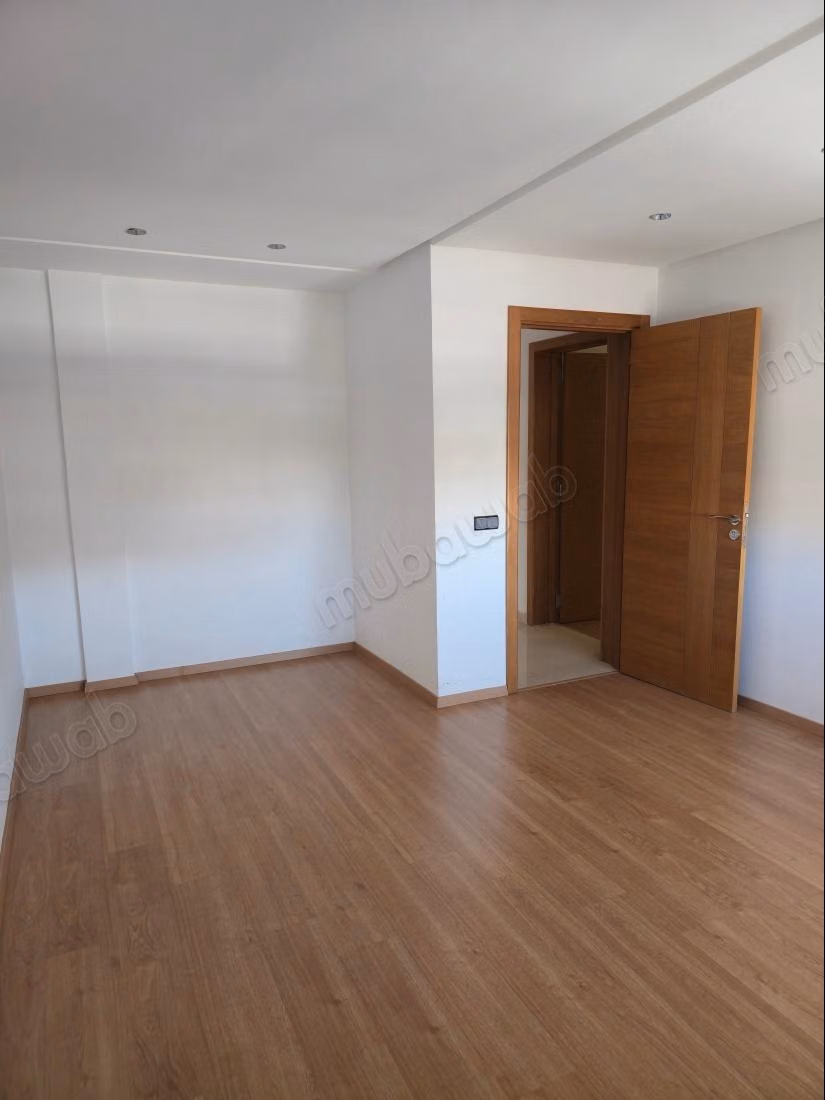 Casa de 3 pisos en Tit Mellil Al Badr