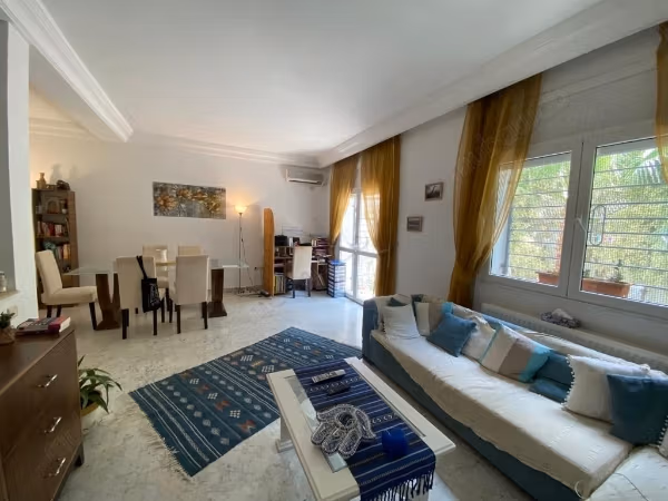 A louer un duplex au cité de stade à La Marsa