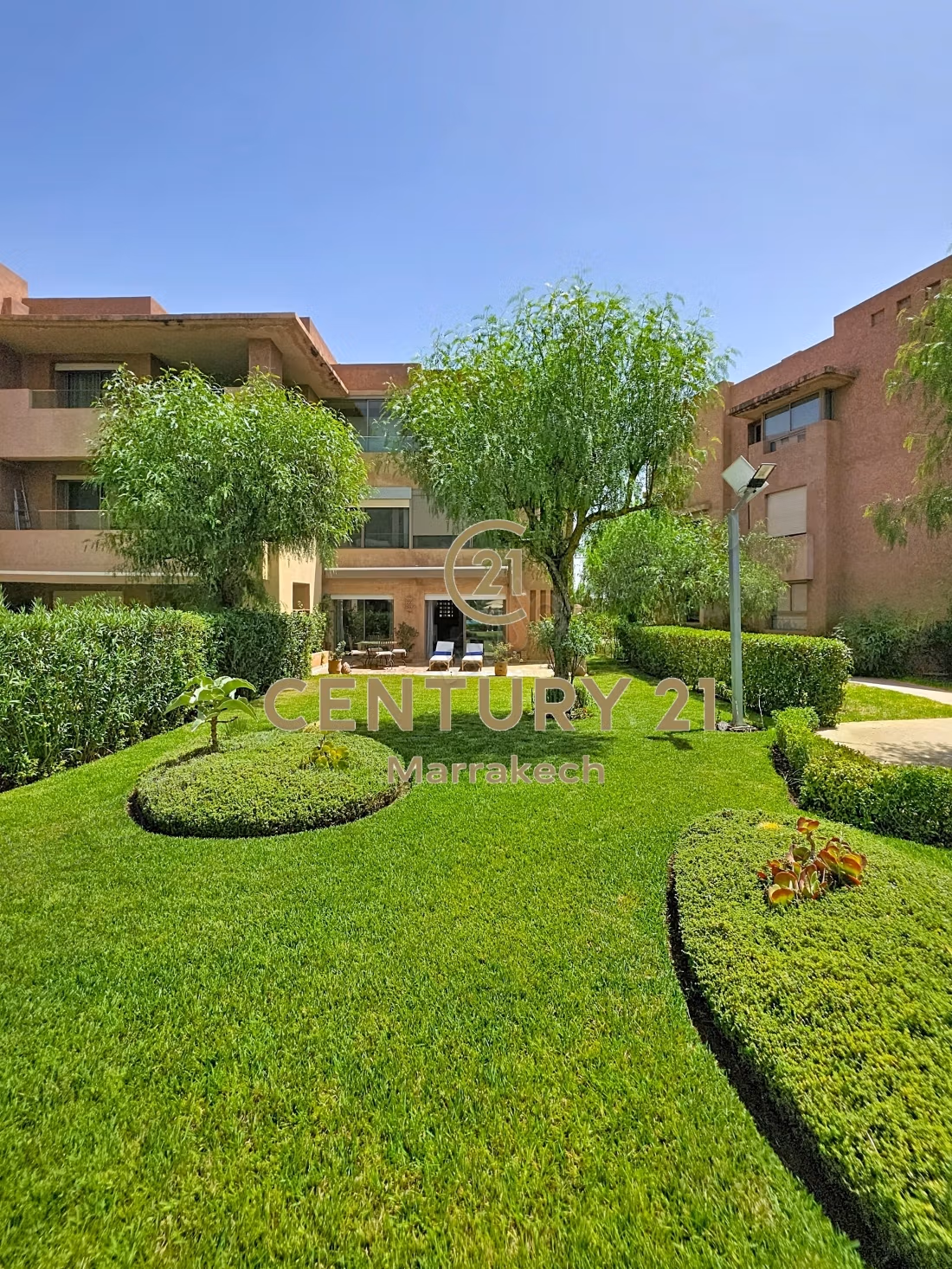 Prestigia Rez de jardin entièrement rénové
