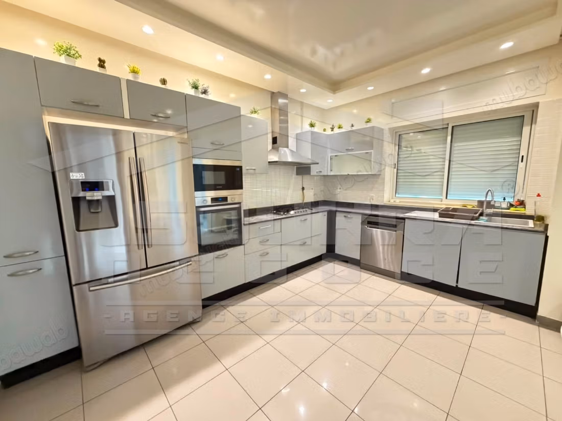 For rent a beautiful S3 apartment on the shores of the lake 1