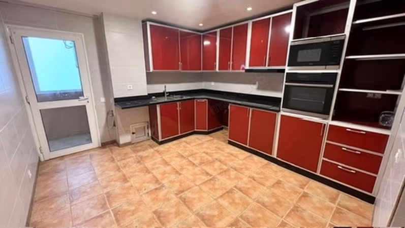 Appartement Camp El Ghoul 130m2