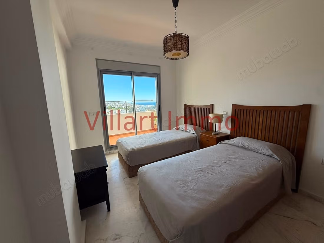 Appartamento in pieno centro, vista mare, garage