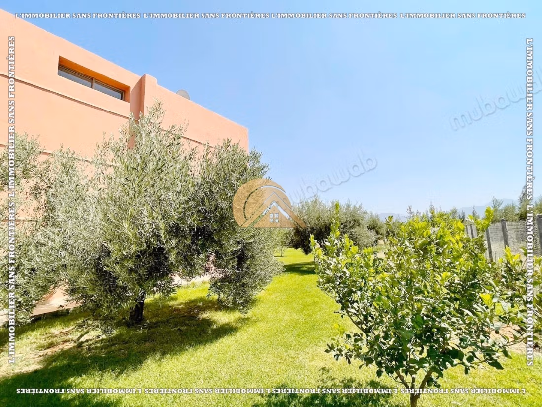 Ferme à vendre Route d’Amizmiz KM 45 – Villa et oliveraie
