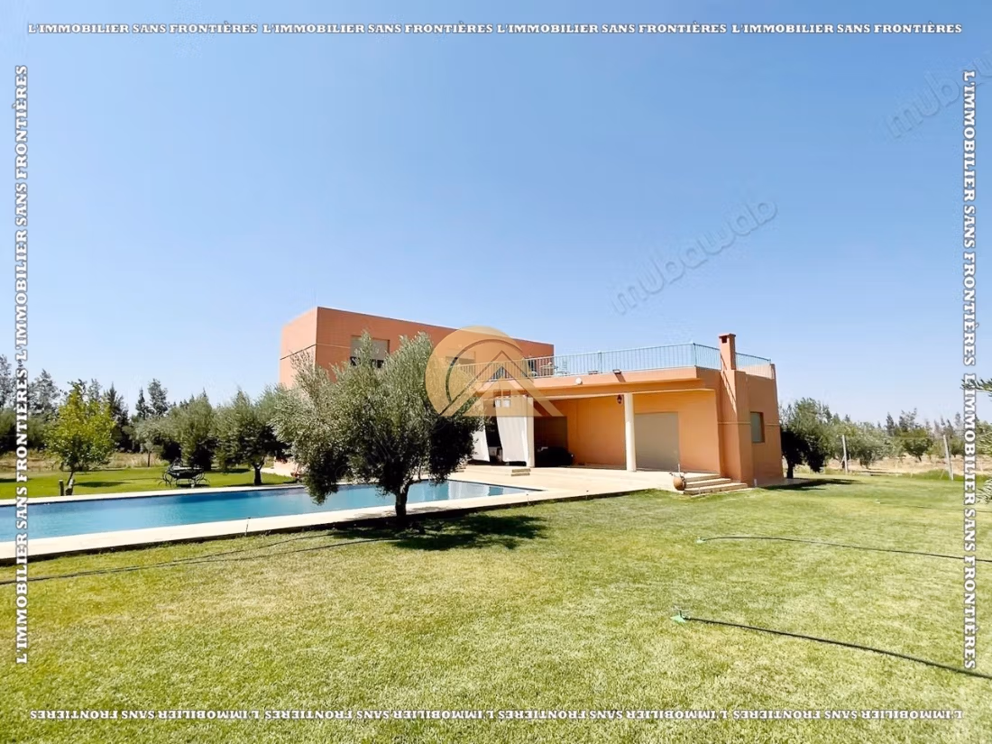 Ferme à vendre Route d’Amizmiz KM 45 – Villa et oliveraie