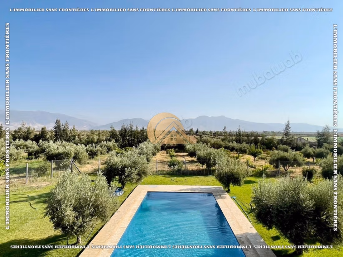 Ferme à vendre Route d’Amizmiz KM 45 – Villa et oliveraie