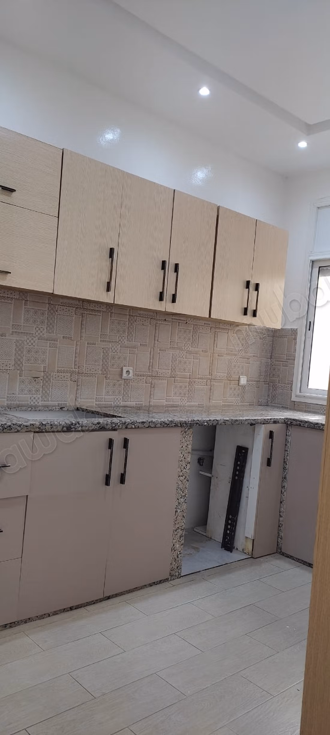 Bel appartement à louer dans le quartier de Chamaou. 2 pièces