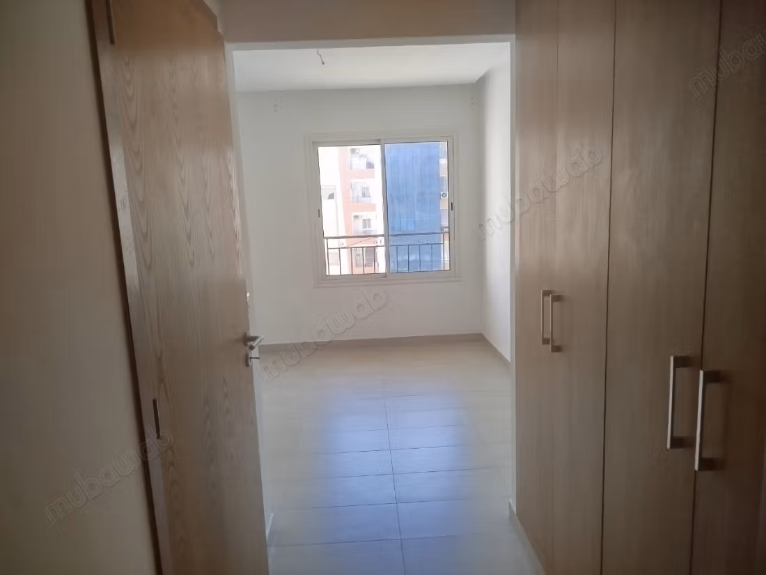 Luxury Apartment in Aouina, Modern Comfort